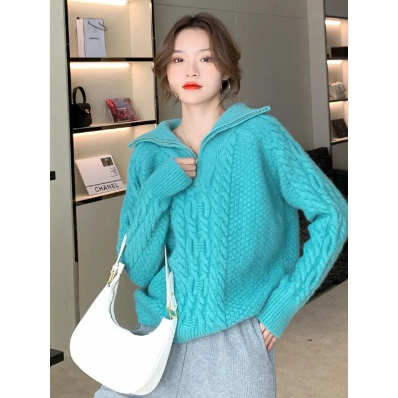 

Autumn Winter Knitwear Comfortable Casual Color Solid High-Neck Zipper Sweater Loose Overhead Twist Design Fashionable