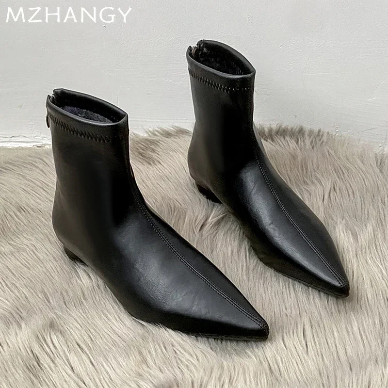 Damskie botki ze szpiczastym noskiem Chunky Leather Fashion Shoes Woman Trend New Chelsea Boots Walking Mujer Goth Snow Chelsea Botas