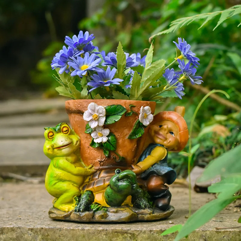 Cross border new popular frog bird feeder outdoor garden resin ornament frog flower pot decoration creative handicrafts