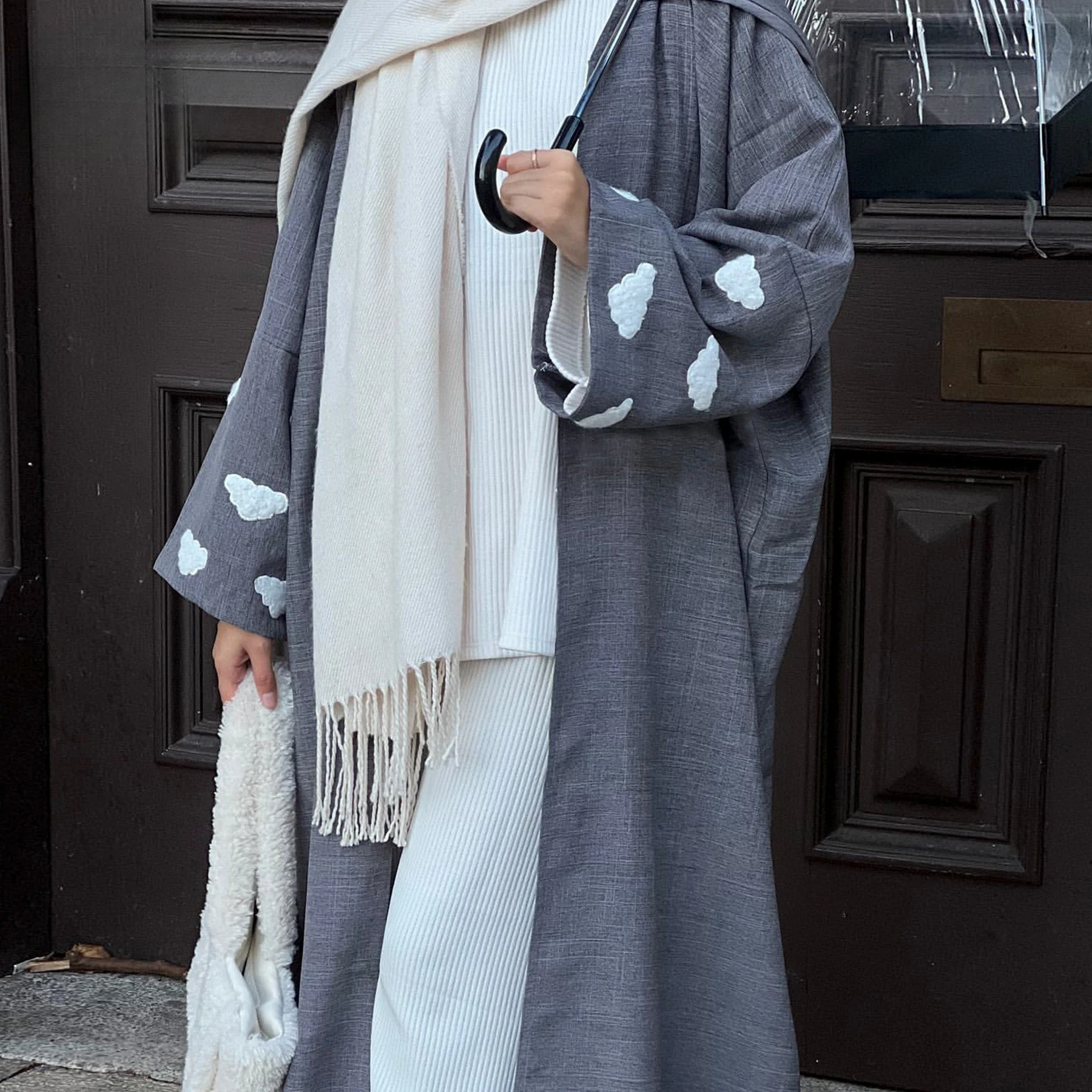 Wholesale Turkey EID Modest Dubai Abaya Girl Muslim Women Dress Luxury Clouds Embroidery Sleeves Kimono Linen Open Abaya
