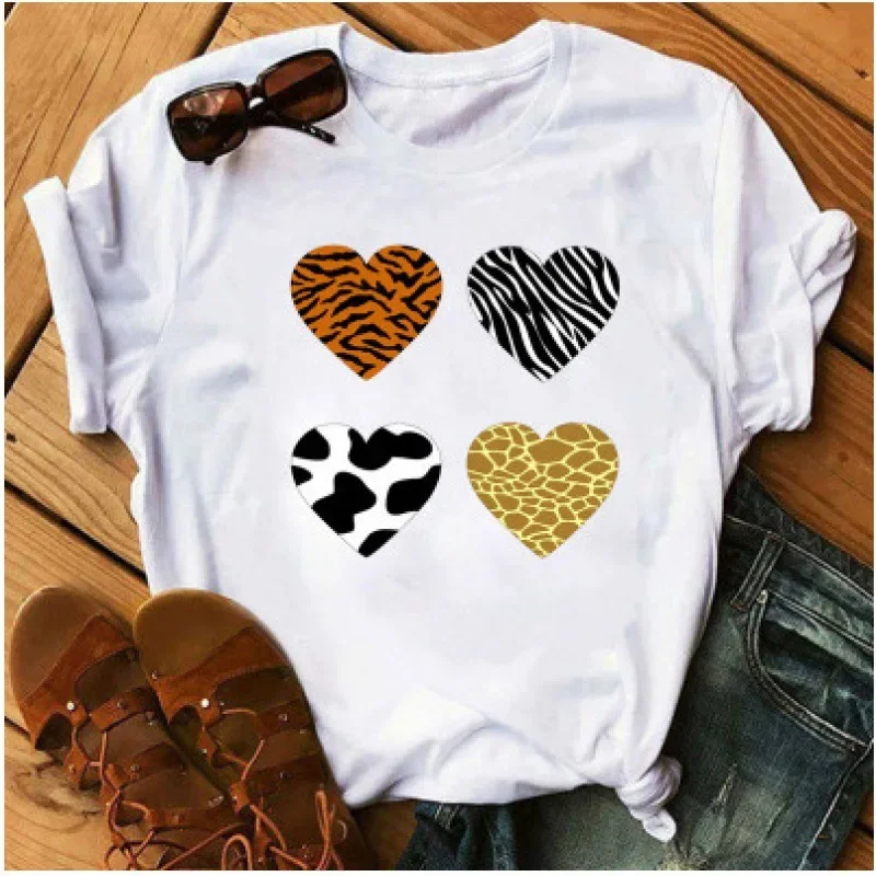 Explosive Leopard Print Heart Half Sleeve Loose White Retro Letter Shoulder T-shirt Women Short Sleeve Graphic T Shirts