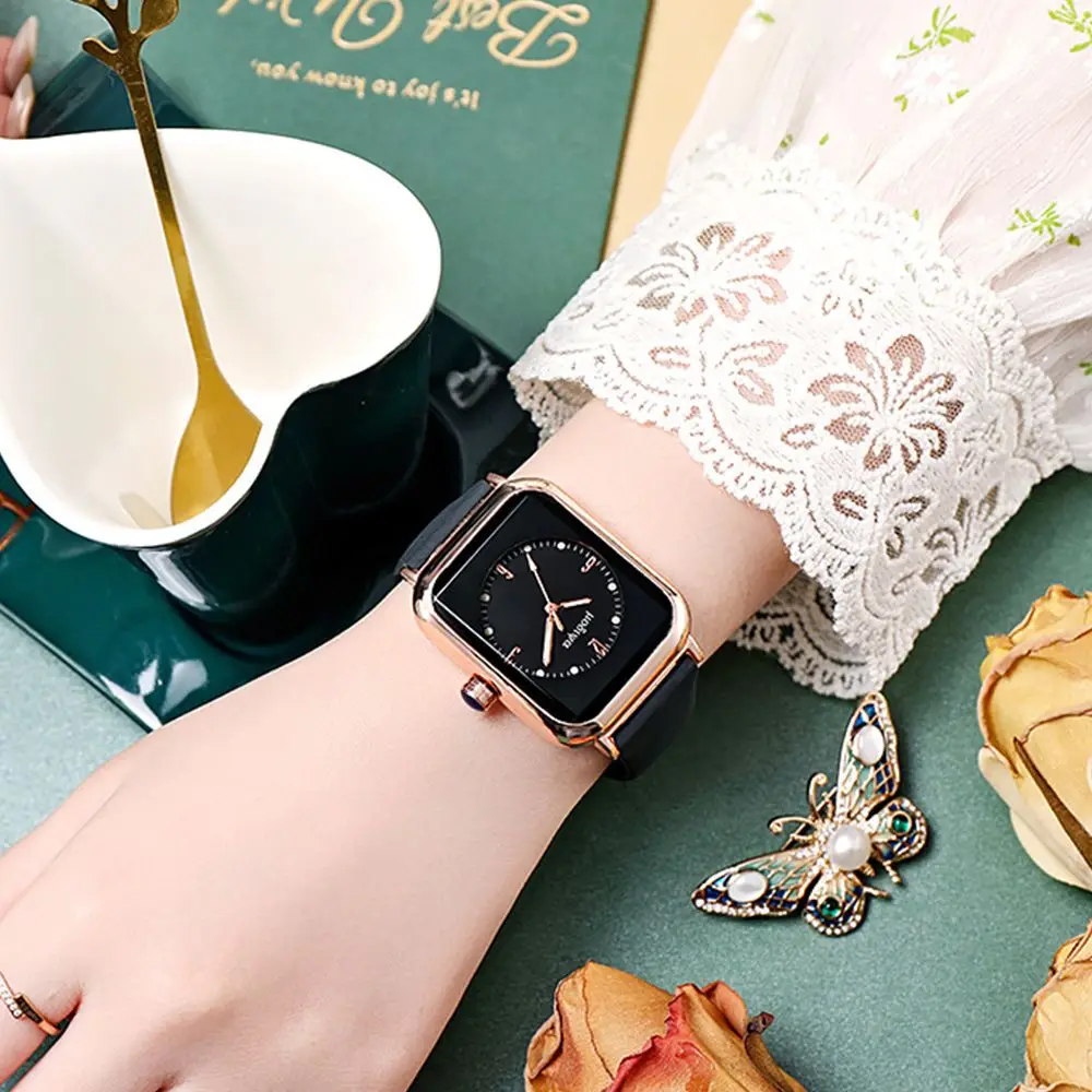 New Casual Simple Style Fashionable Quartz Watch Quartz WristWatch Women Watch Casual Exquisite