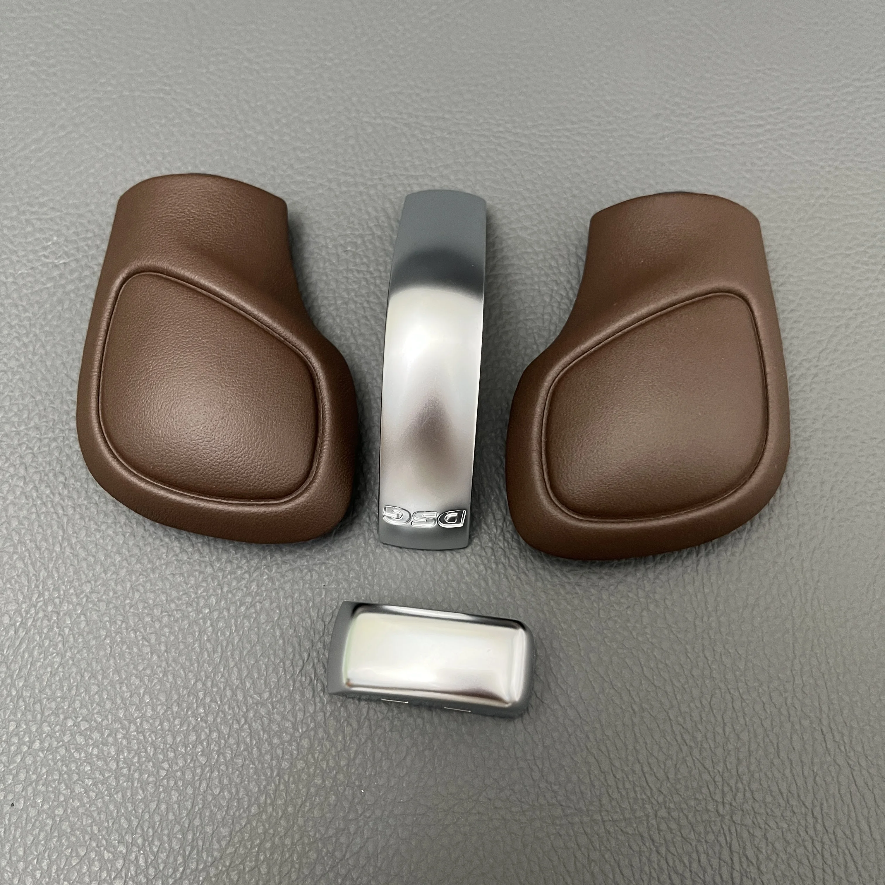 Chrom Matt mit braunem Leder DSG Schaltknauf Seitenabdeckung DSG für VW Golf 6 7 R GTI Passat B7 B8 CC R20 Jetta MK6 GLI – Detail 3