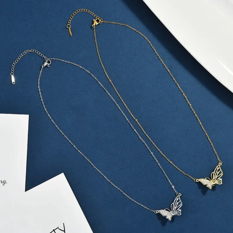 سلسلة الترقوة الماسية الجديدة الفاخرة والمتخصصة على شكل فراشة، قلادة على شكل فراشة مغناطيسية ديناميكية