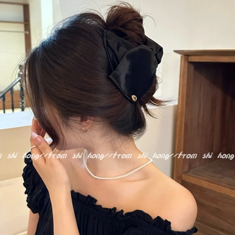 

French Style Satin Shell Claw Clip, Elegant Triangular Hair Clasp for Women Viral Versatile Back Hair Styling