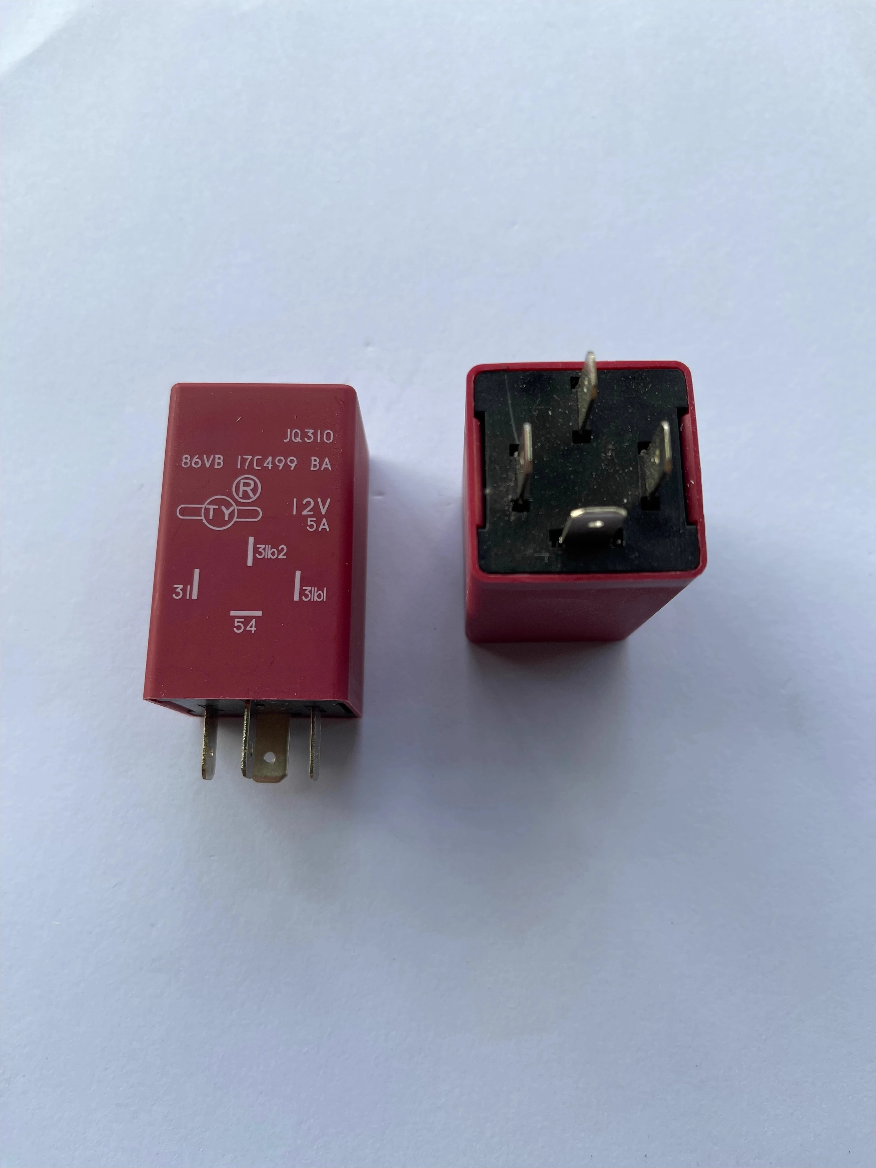 

1pc for FORD JMC Front wiper intermittent relay controller