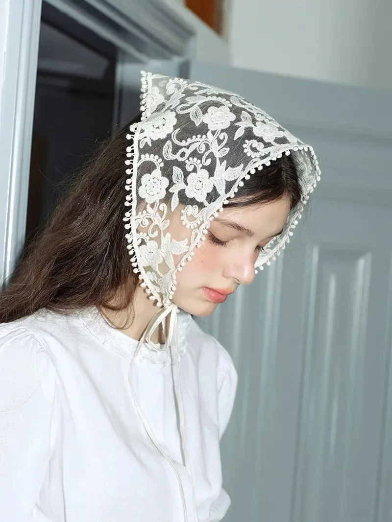 Lenço de cabelo de renda floral tecido branco feminino retro triângulo lenço viagem foto bandana chapéu acessórios para o cabelo