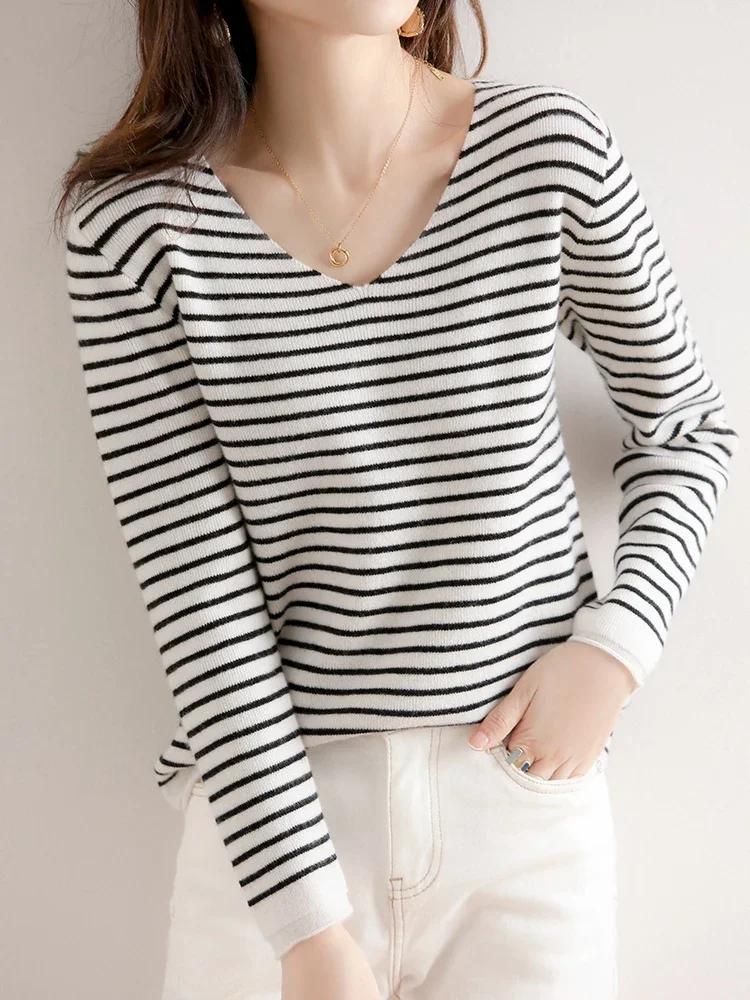 2024 New Striped V-neck Sweater Women's All-Match Loose Sweater Fall Winter Fashion Bottoming Shirt Inner Wear Blouse