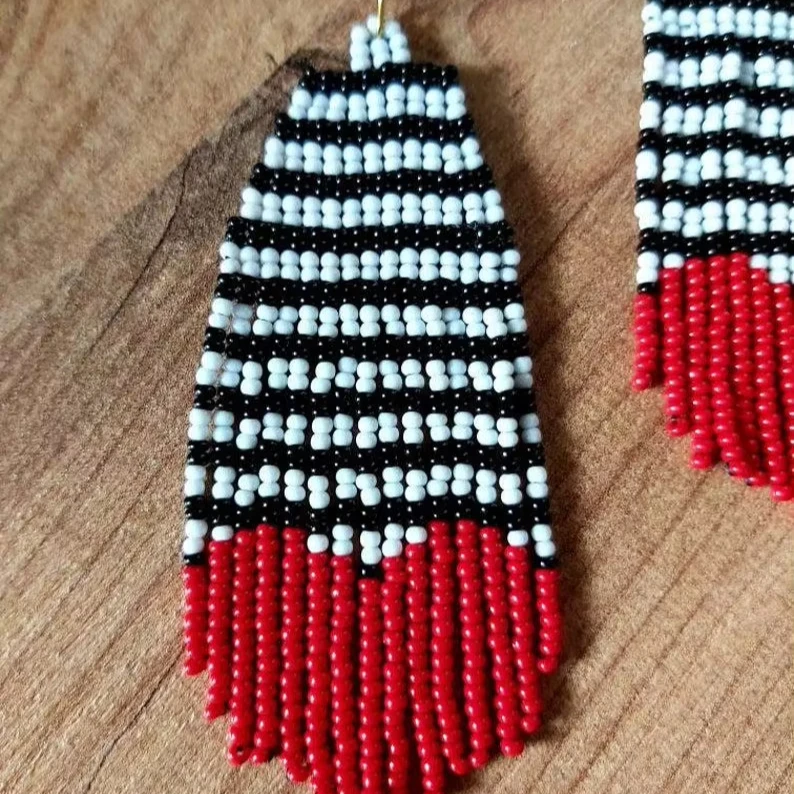 

ZGMXR Rice bead earrings Color matching Versatile Hand-woven Fashion Simple Tassel Geometry Bohemia Beaded earrings