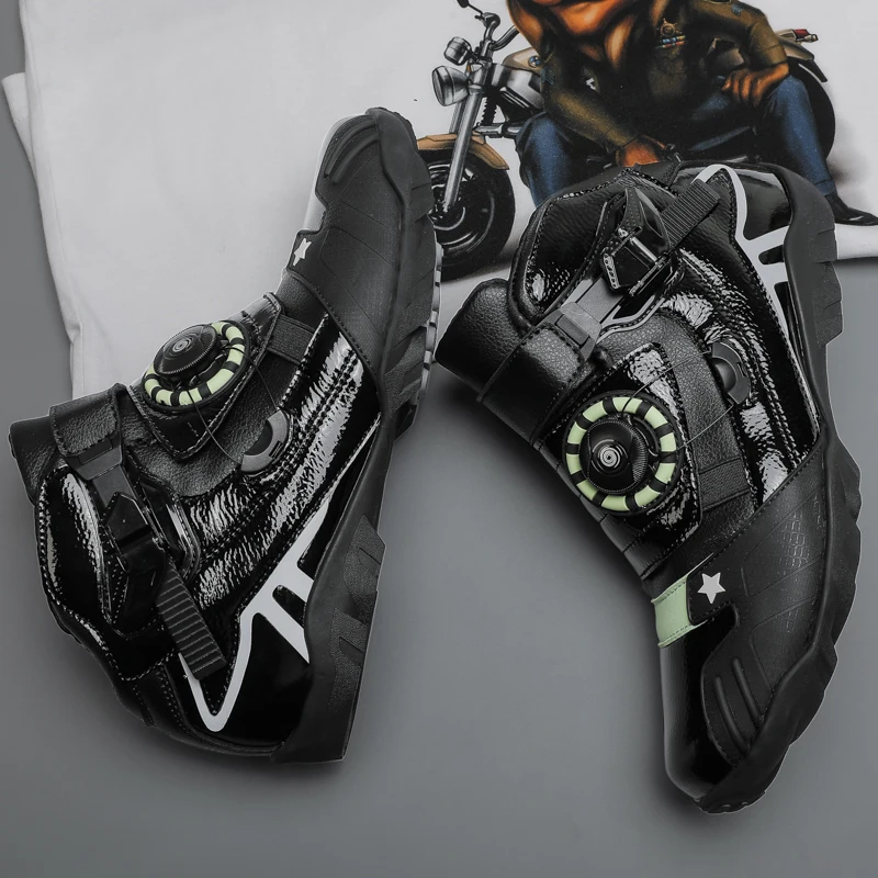 

New protective riding boots motorcycles four season fashion breathable off-road Men's outdoor hard soled anti slip riding shoes
