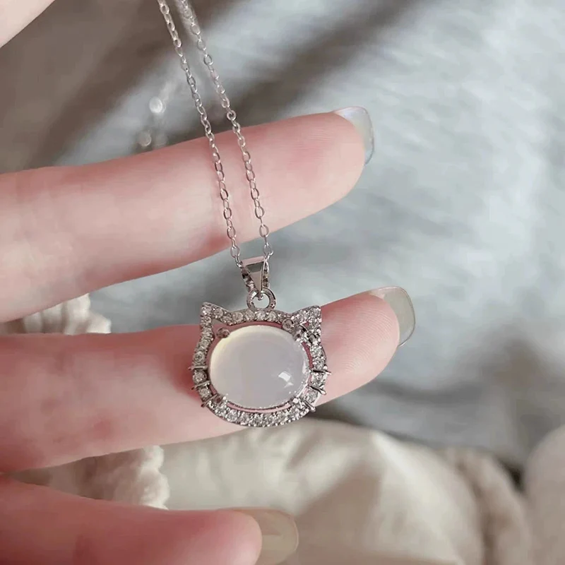 Full Zircon Cat Necklace for Women Light Luxury High Grade Jade Marrow Clavicle Chain  Fashion and Cute Cartoon Necklaces KOFSAC