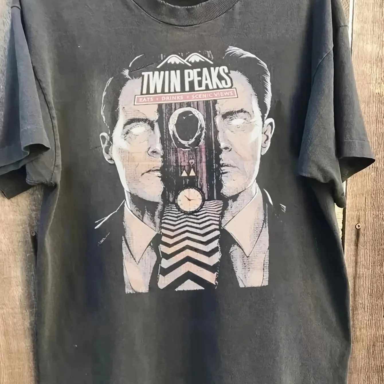 Hot Selling TV Drama Theme Twin Peaks Charcoal Gray T-shirt Men Women O-neck Cotton Summer New Tee Loose Casual Oversized Top