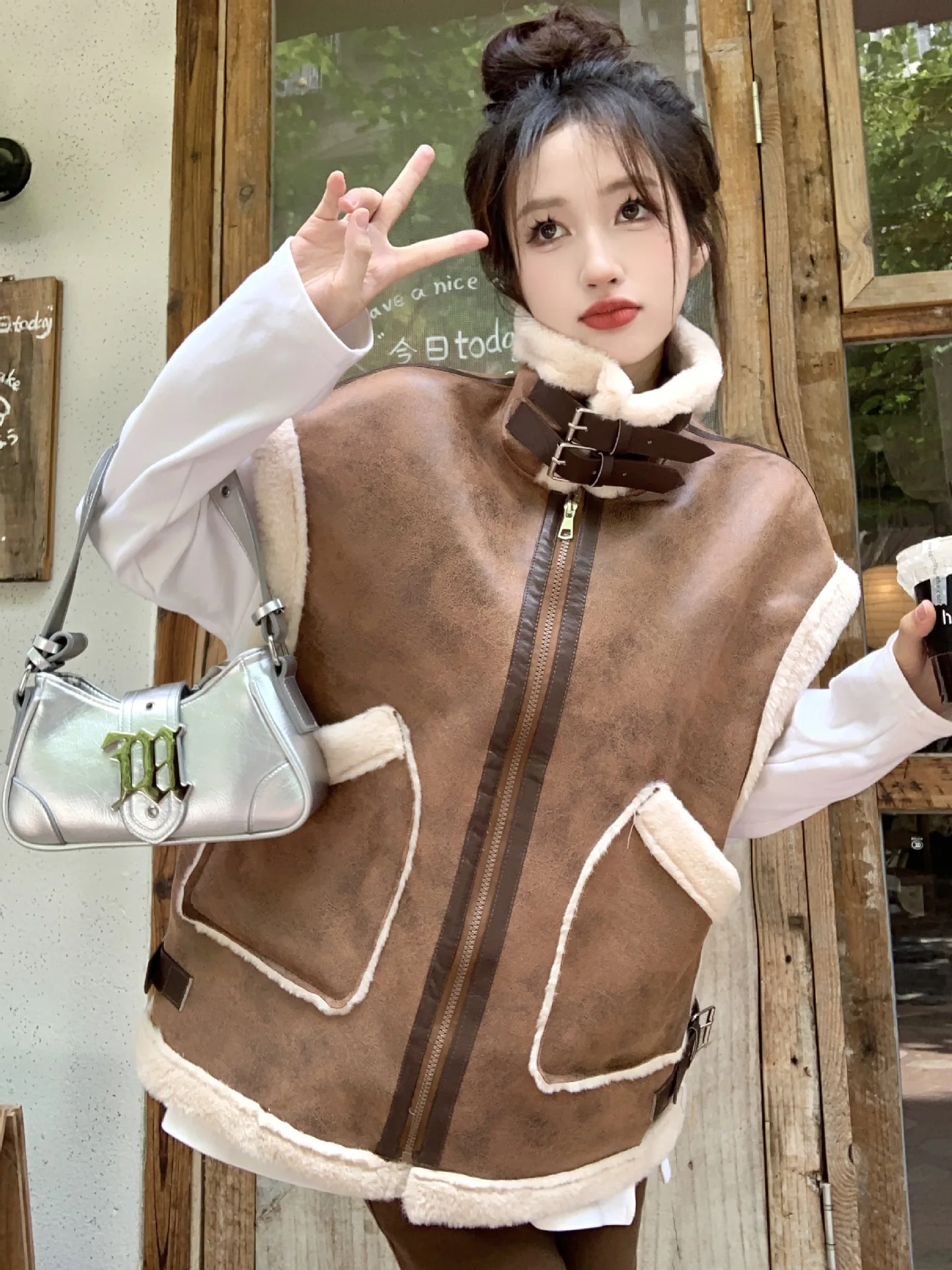 

Locomotive Lamb Wool Cotton Coat Vest Women's Autumn Winter Ins Leather Woolen One Piece Deer Skin Fleece Waistcoat