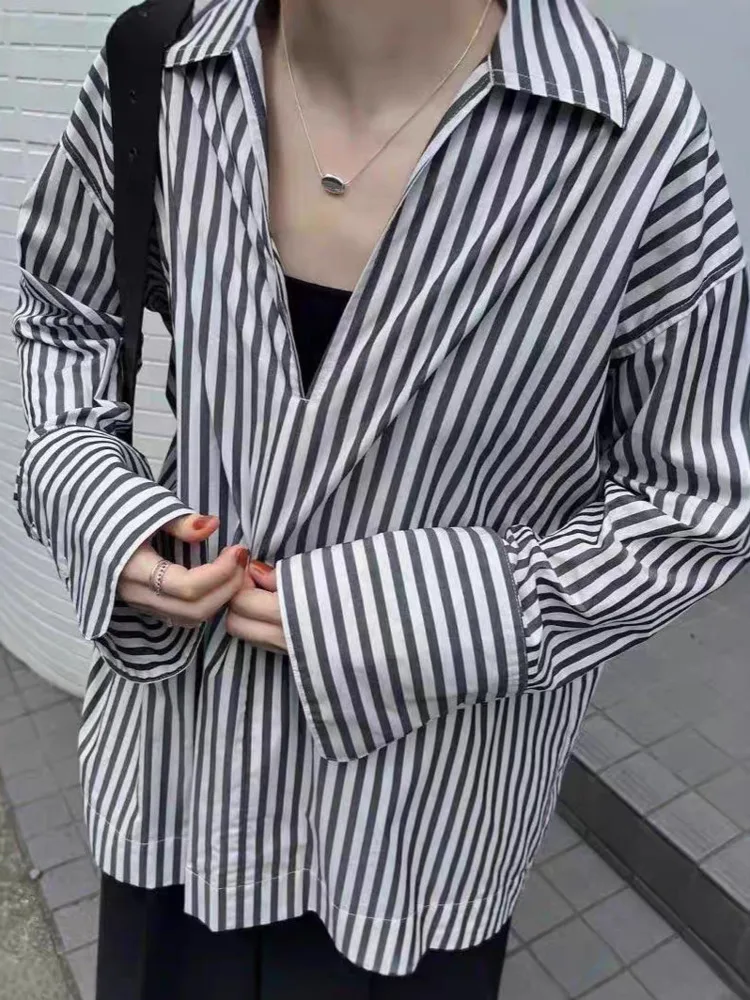 DEAT Fashion Women\'s Shirt Lapel Loose Fit  Long Sleeve Vertical Stripe Versatile Blouse Female Autumn 2024 New Tide 7AB4805