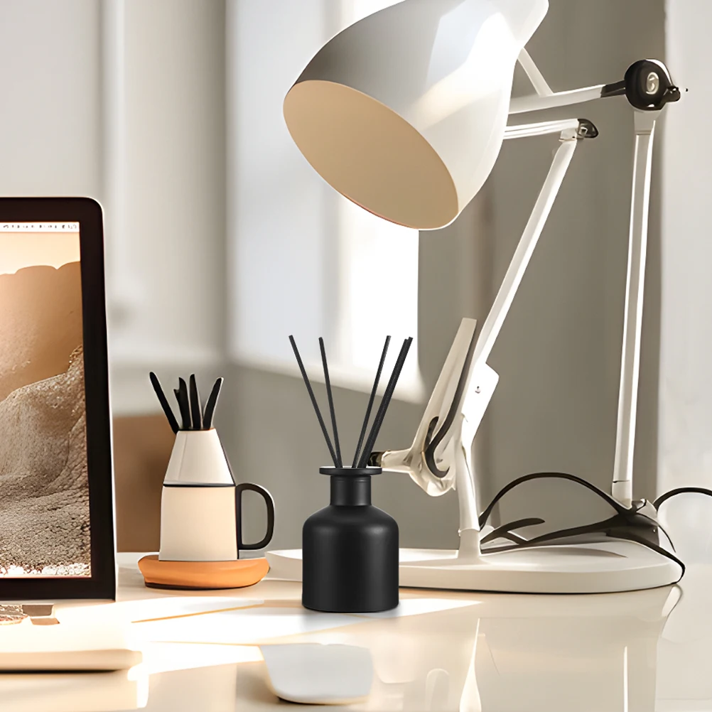 

Essential Oil Diffuser Bottle Glass Aromatherapy Container Refillable Desktop Ornament Elegant Design Inviting Atmosphere