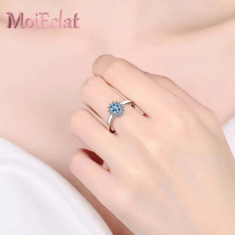 

Dazzling 0.5 Carat Blue Oval Moissanite Engagement Rings for Women, Luxury Platinum PT950 Bridal Jewelry Wedding Band for Her