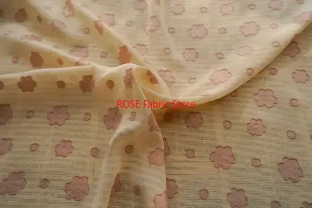 الوردي الأزهار الجاكار الشيفون النسيج تنفس قماش مخطط لفستان الربيع، قميص، بلوزة الصيف، الدانتيل الأعلى