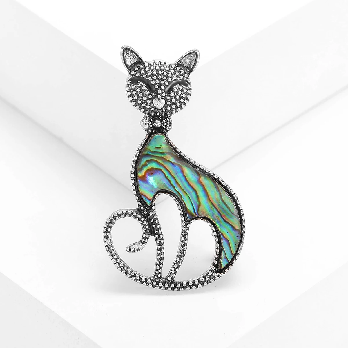 Shell Dolphin Brooches for Women Pearl Sea Life Animal Plant Pins Event Party Backpack Decoration Clothes Accessories