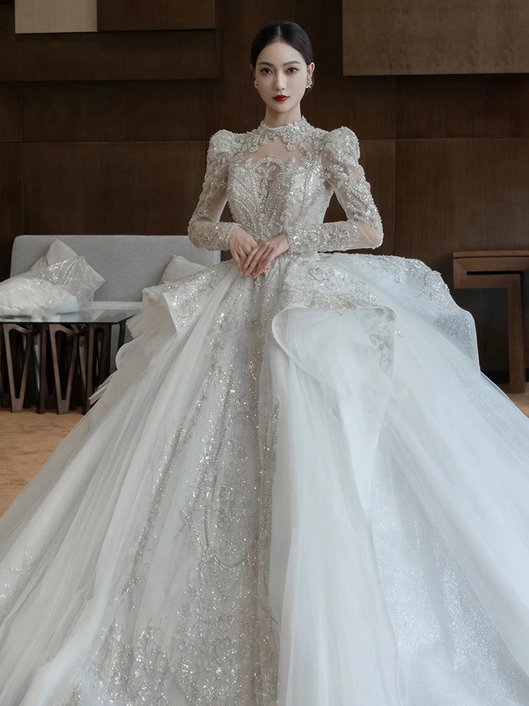 Long Sleeve Wedding Dress Winter Bride Main Yarn High-End Luxury Large Tail Vintage Court Style Advanced Texture