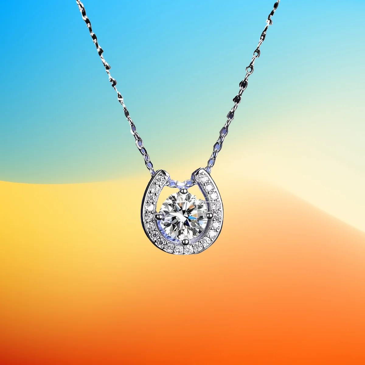

New S925 Sterling Silver Pendant Moissanite Ins Necklace Women's Horseshoe Silver Pendant Collarbone Chain