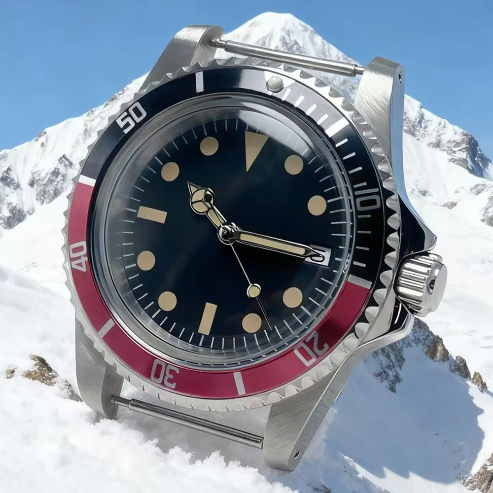 Chinese NH35 wristwatch 39.5mm diving retro wristwatch, acrylic glass waterproof stainless steel case, men's wristwatch crown