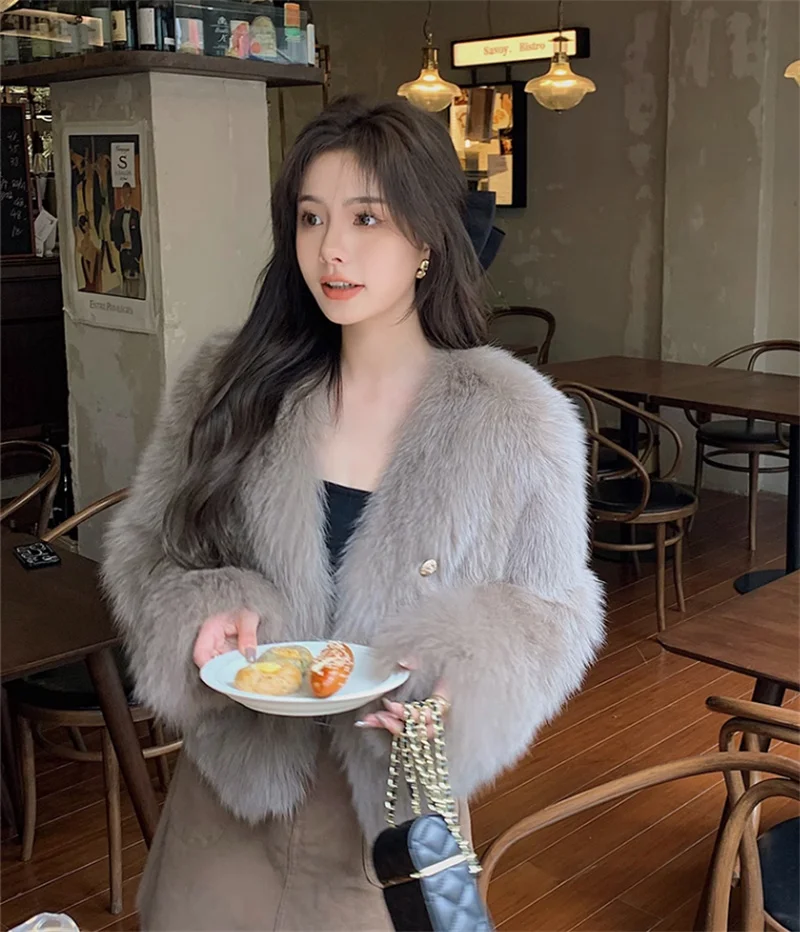 2024 Women's Fur Jacket Warm Cardigan Autumn And Winter Female Imitation Fox Fur Short Style Temperament Socialite Fur Young Top