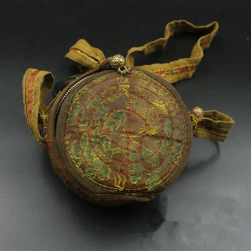 TGB081 Tibet Old Brass Round Prayer box Tibetan Buddhist Buddha Amulet Bag Eight Auspicioius(Babao)