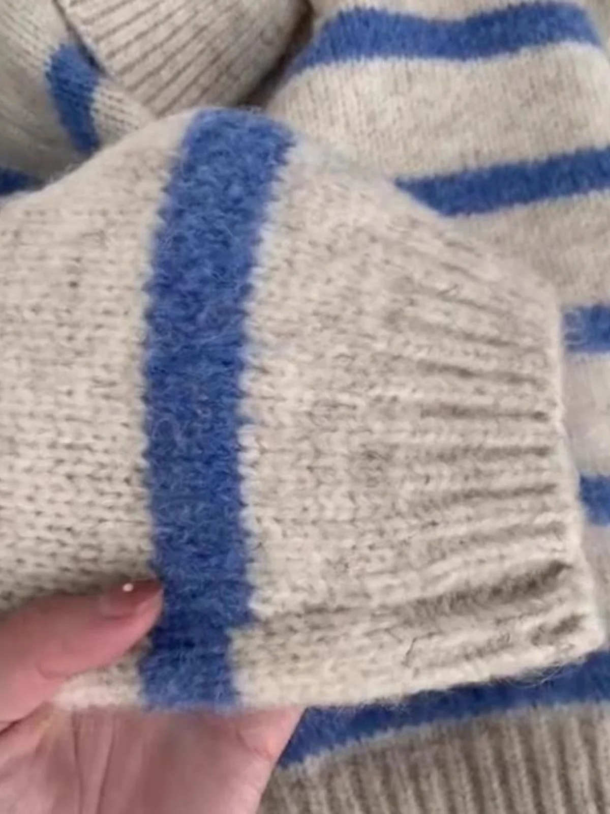 Blue Striped Camere  Ne Long Sve Knitted Sweater Women's Autumn Winter Lazy Overhead irt Commute Sle Loose Fit