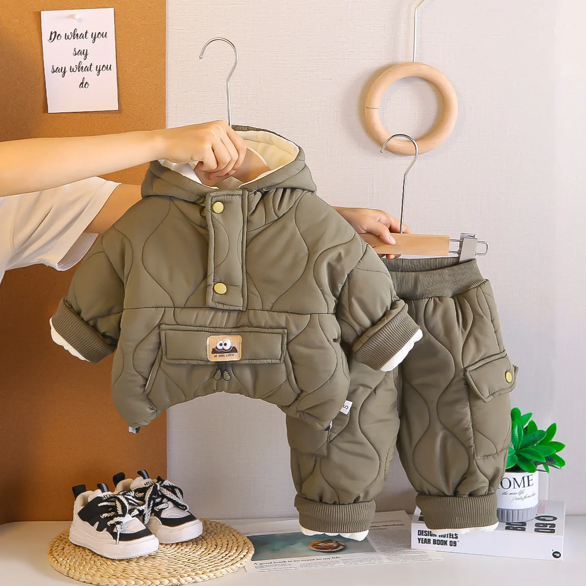 2025 Winter Boys Quilted Jacket Set Warm Hooded Cotton Padded Coat + Pants 2-Piece Outfit for Kids Thickened Fleece Lined Casual
