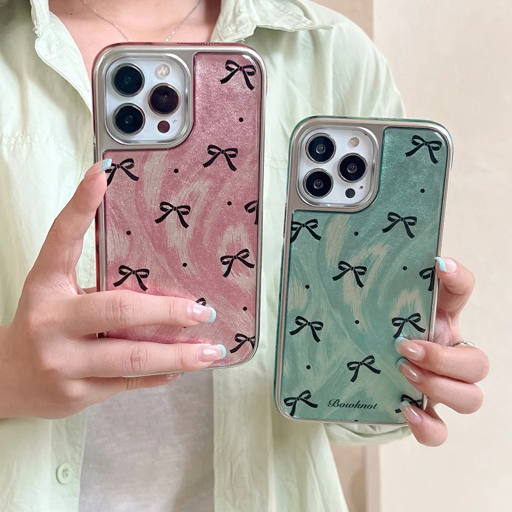 

Полноэкранный черный чехол из пряжи с перьями и серебряной рамкой, клейкий чехол для телефона для iPhone 16, 15, 14, 13, 12 Pro Max