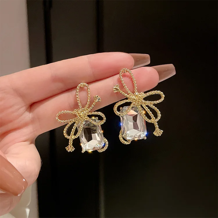 S925 Silver Needle INS Super Fairy Small Design Knot Big Gem Pendant Bow Earrings Tide Earrings Earrings Female