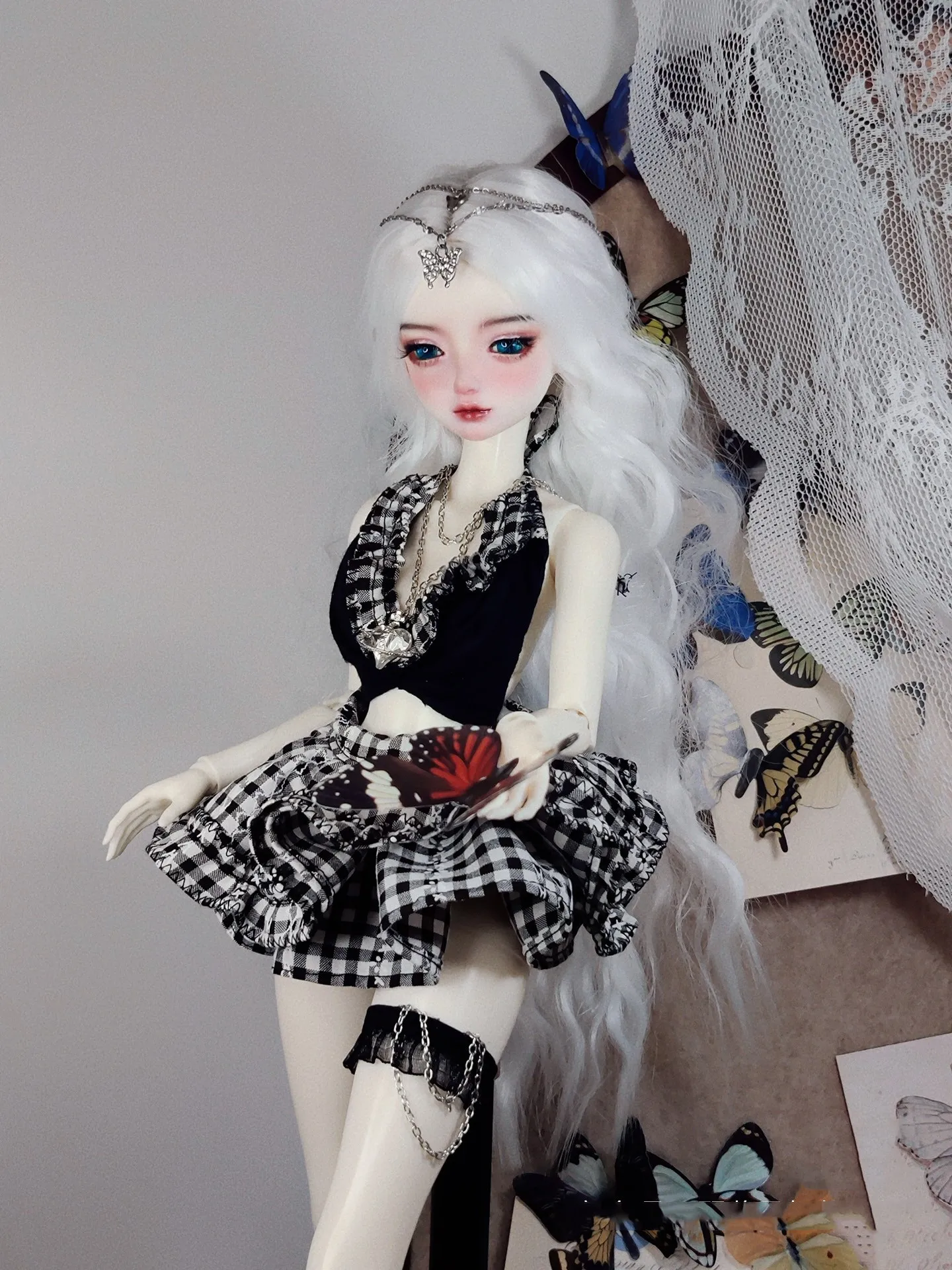 Ubranka dla lalek BJD w skali 1/3, 1/4, 1/6, spódnica z pomponami, top sznurowany, czarny zestaw w kratę, spódnica