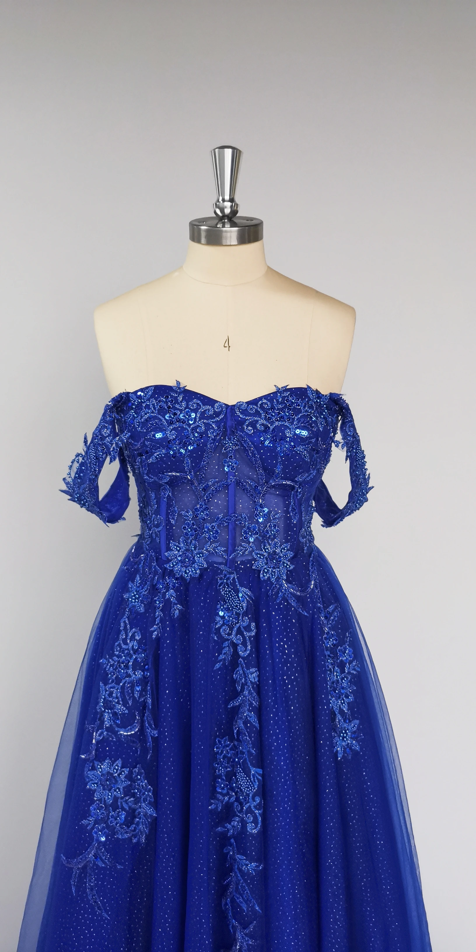 A-line Off the Shoulder Royal Blue Prom Dresses Sequin Appliques Sweetheart Lace Up Party Evening Gowns Wedding Dress With Slit