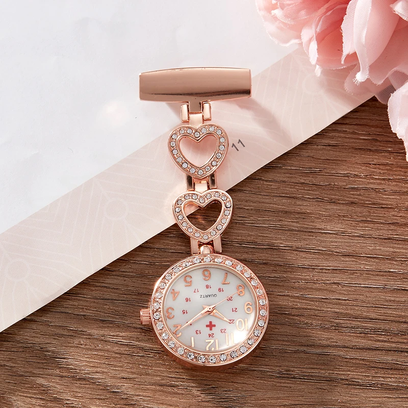 2022 Luxury Nurse Pocket Watch Womens Chic Heart acciaio inossidabile Crystal Vintage Dress Pocket Fob orologi Ladies Reloj Colgante