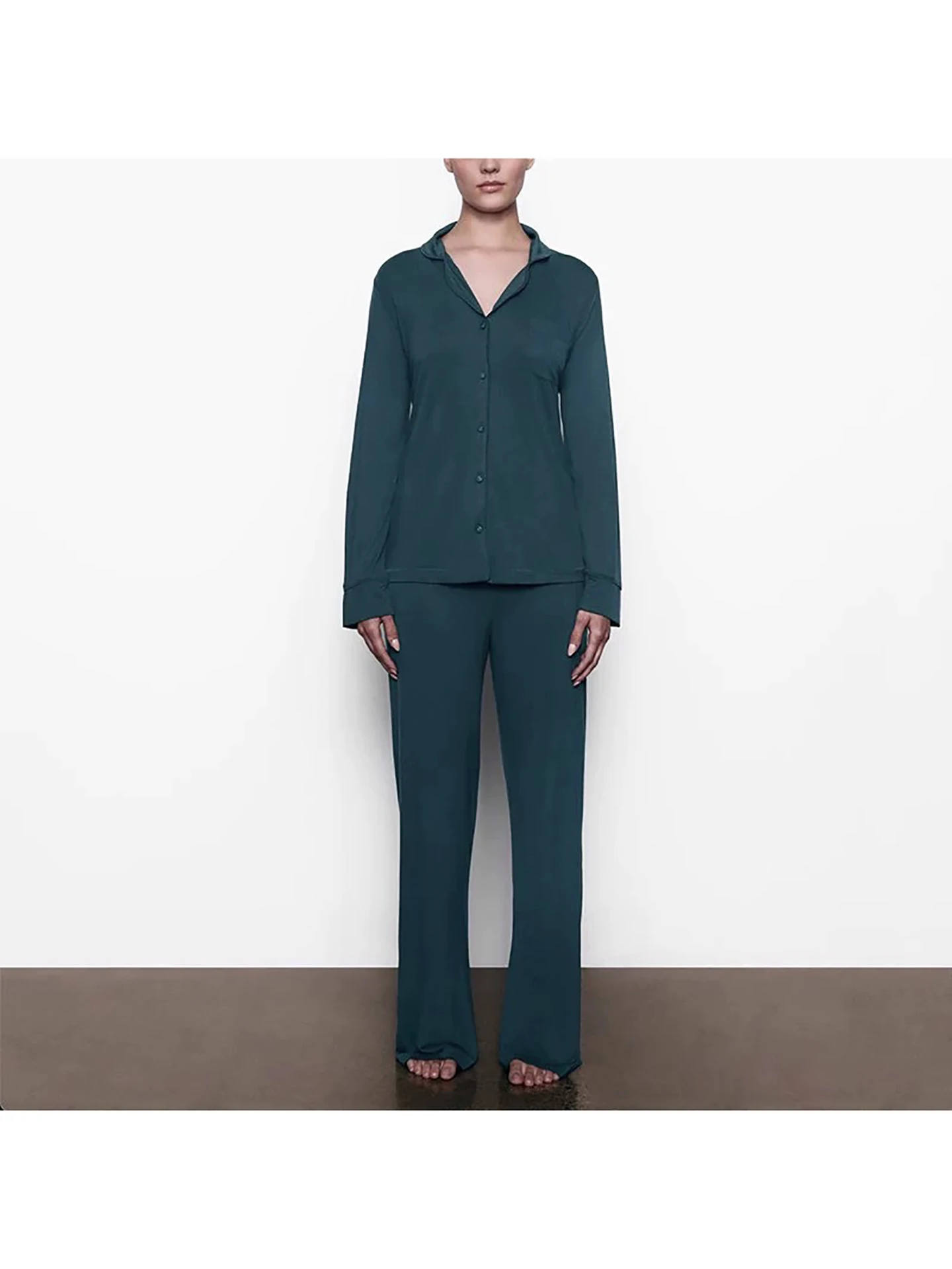 New Stock Kardashian Ski Dark Green Large Elasticity Skin-friendly Comfortable Home Clothes V-neck Modal Sleepwear Set