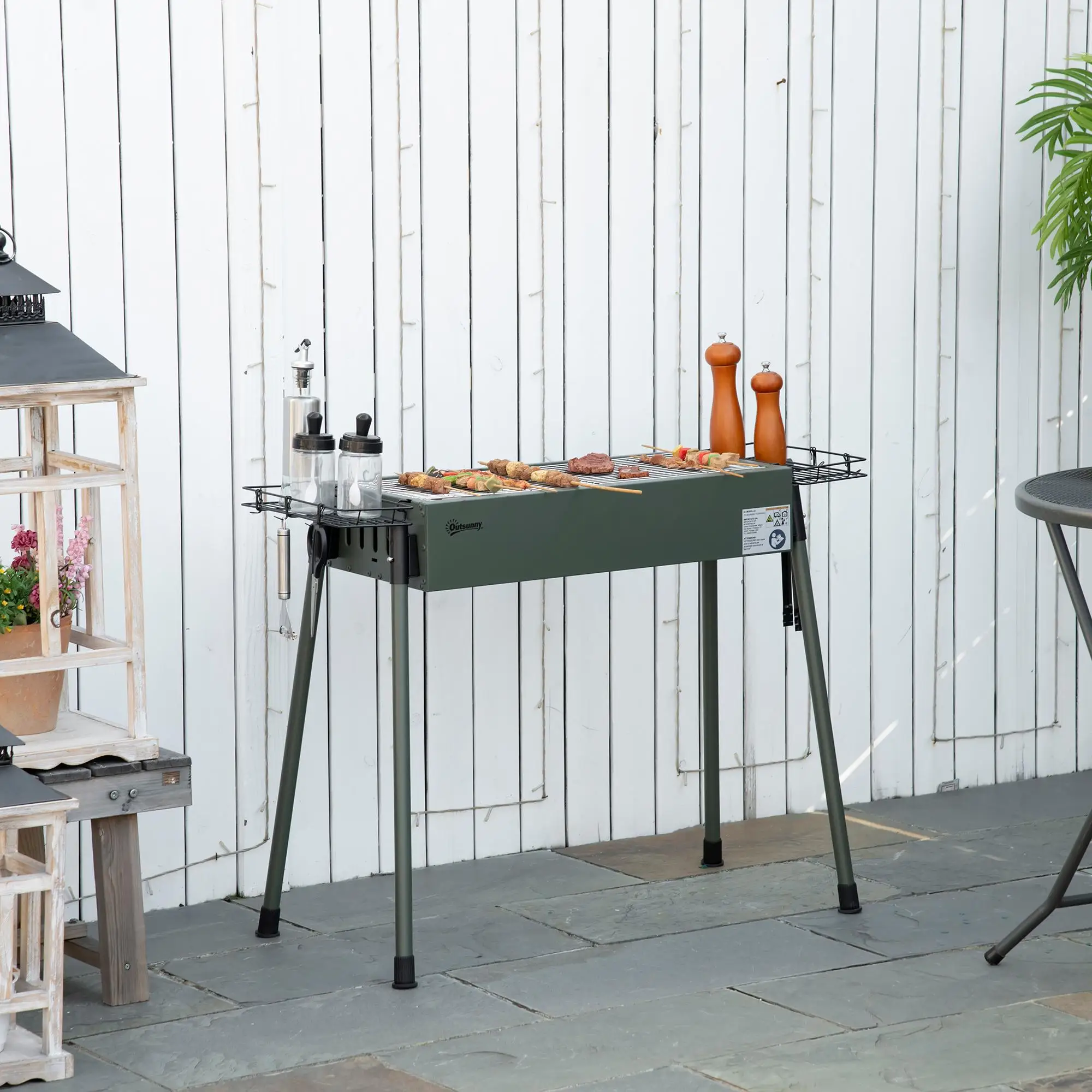 Bild 5: Holzkohlegrill, 2x Grillroste, 2x Seitenkörbe, Edelstahl, dunkelgrün, 94x39x70 cm