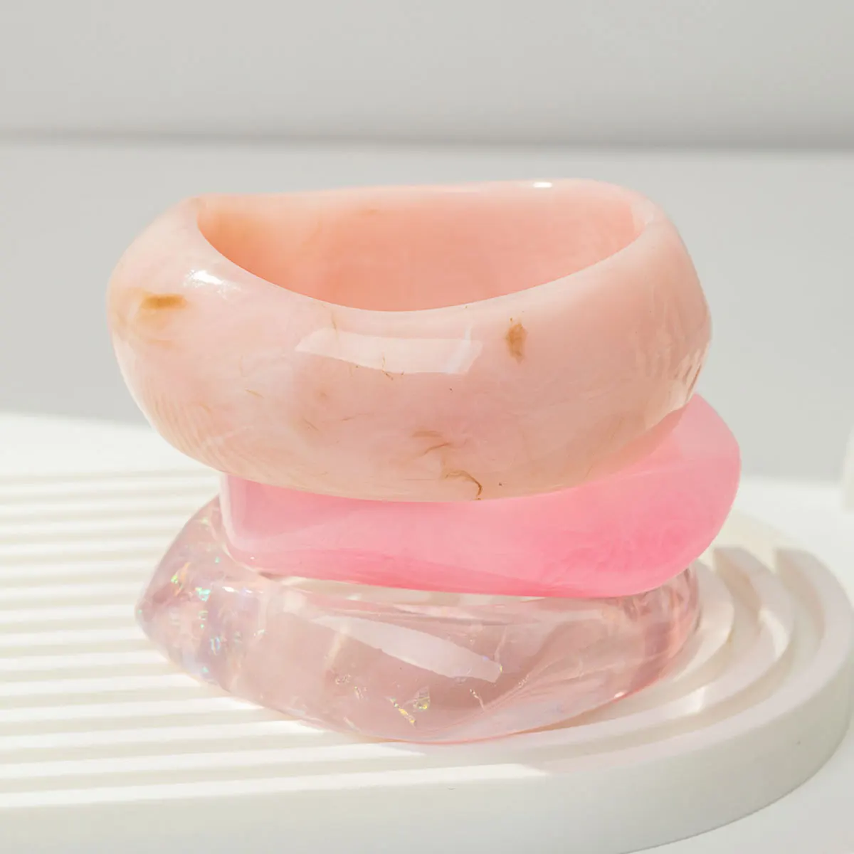 3 Style Romantic Sweet Pink Irregular Geometric Wide Resin Acrylic Cuff Bracelet Korean Charm Y2K Chunky Bangles Jewelry Women