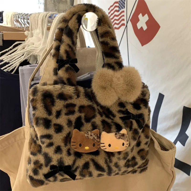 Sanrio outono e inverno hello kitty moda retro pequeno quadrado saco dos desenhos animados leopardo impressão versátil simples bolsa de pelúcia