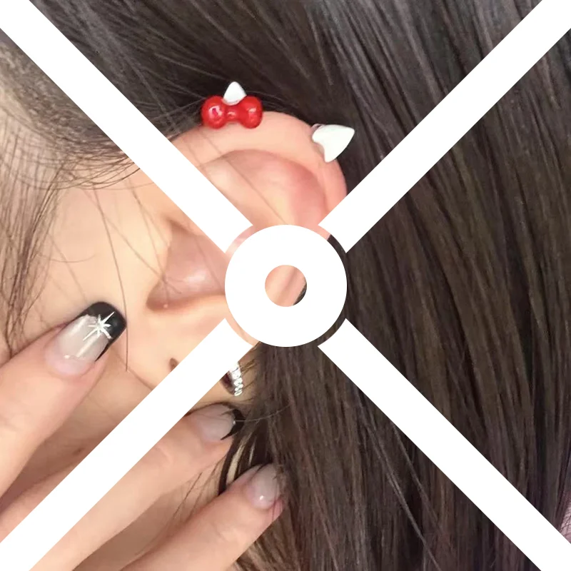 2Pcs Bow Heart Ear Bone Nail Titanium Steel Cute Earrings For Women Puncture Jewelry Accessories