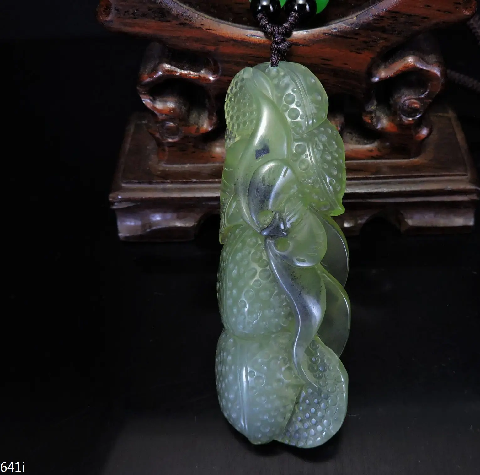 

Jade Jewelry Natural Jade Pendant Necklace Hand-Carved bat&peanut Jadeite Necklace Pendant Gift No Treatment 641i