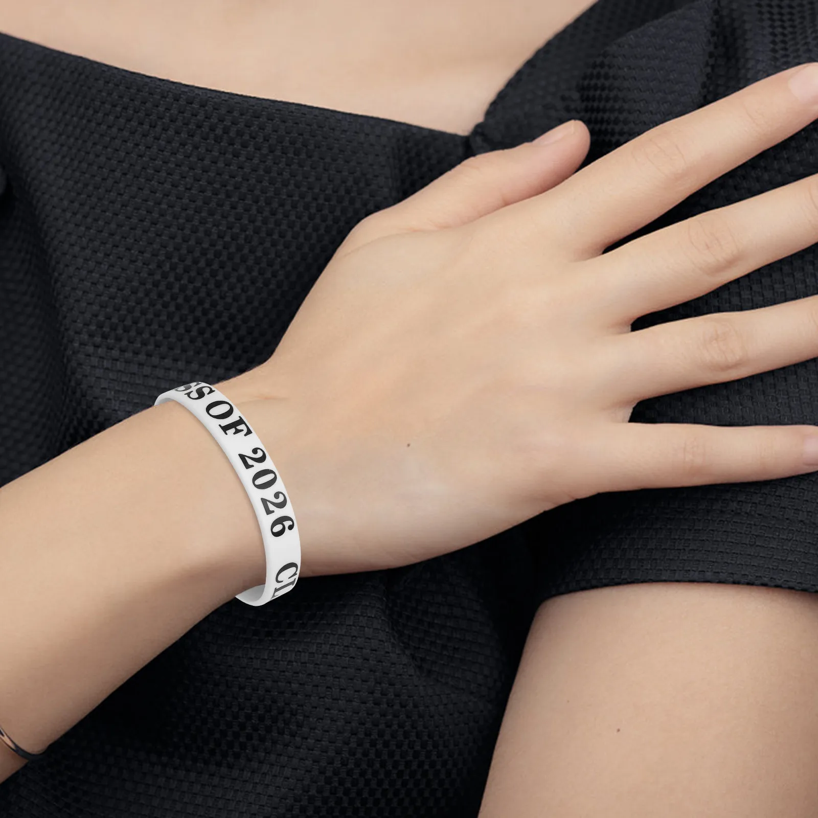 50 Pcs Bracelet Grad Student Gifts Graduation Goodie Bags Stuffers Hand Party Favor Gradation for Classmates Congrats