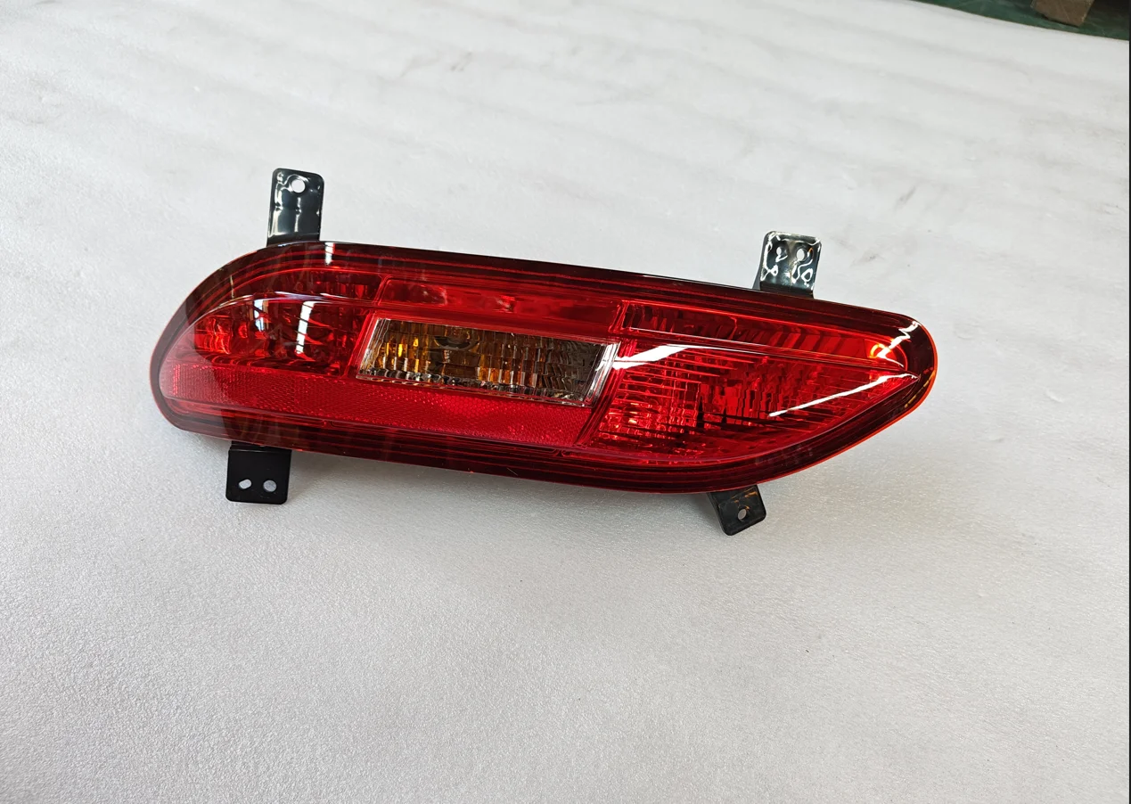 Rear Fog Lamp 4116030-SA02 4116040-SA02 For DFSK Dongfeng Glory 580 Spare Parts