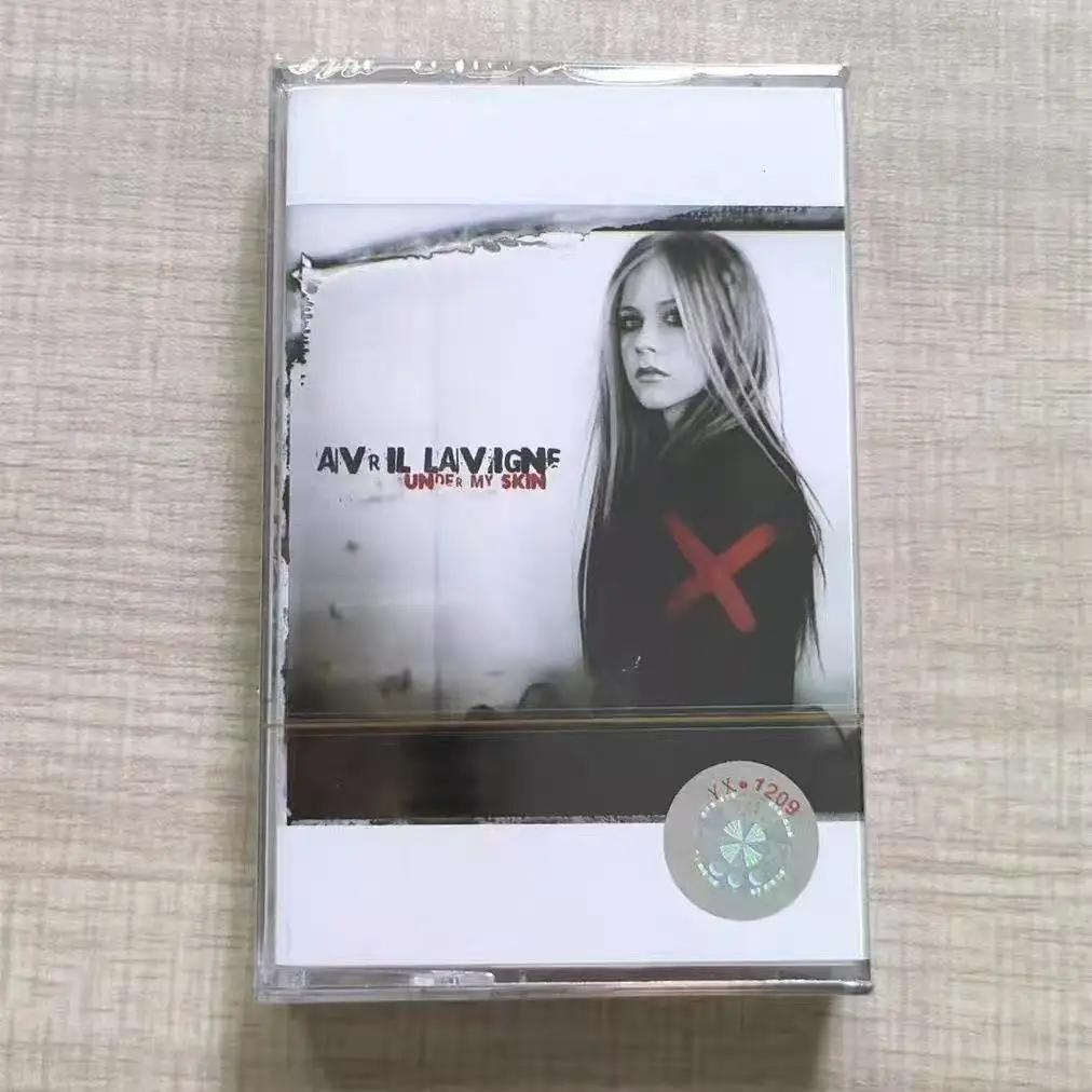 Avril Lavigne Under…