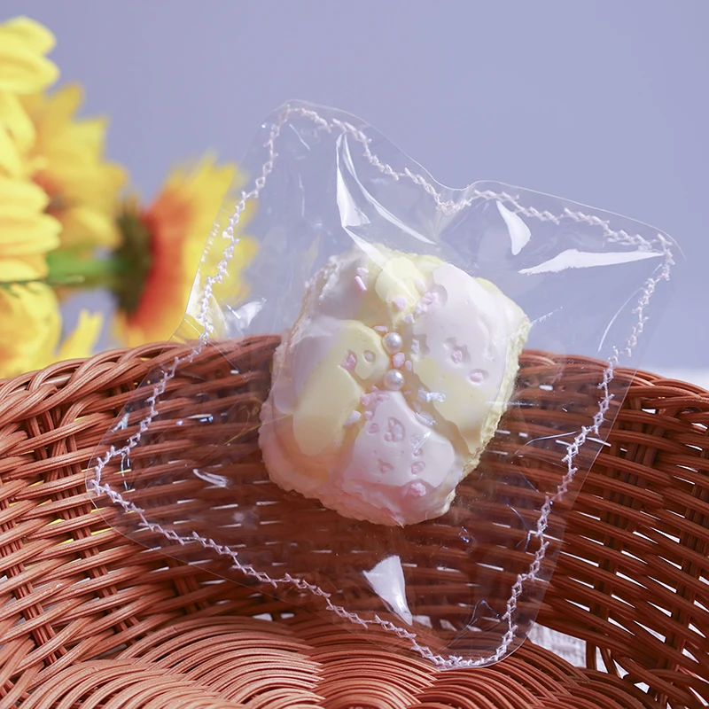 ZOCO ソフト手作りシリコンケーキ フィジェットトイ、ゆっくり戻る動きとストレス解消のための握り心地、クリスマスプレゼントに最適