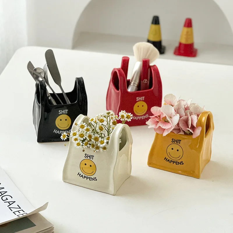 Black Ceramic Mini Tote Bag Pen Holder - Creative Desktop Storage Organizer for Makeup Brushes, Remote Controls and Stationery, Cute Smiley Decorative Container