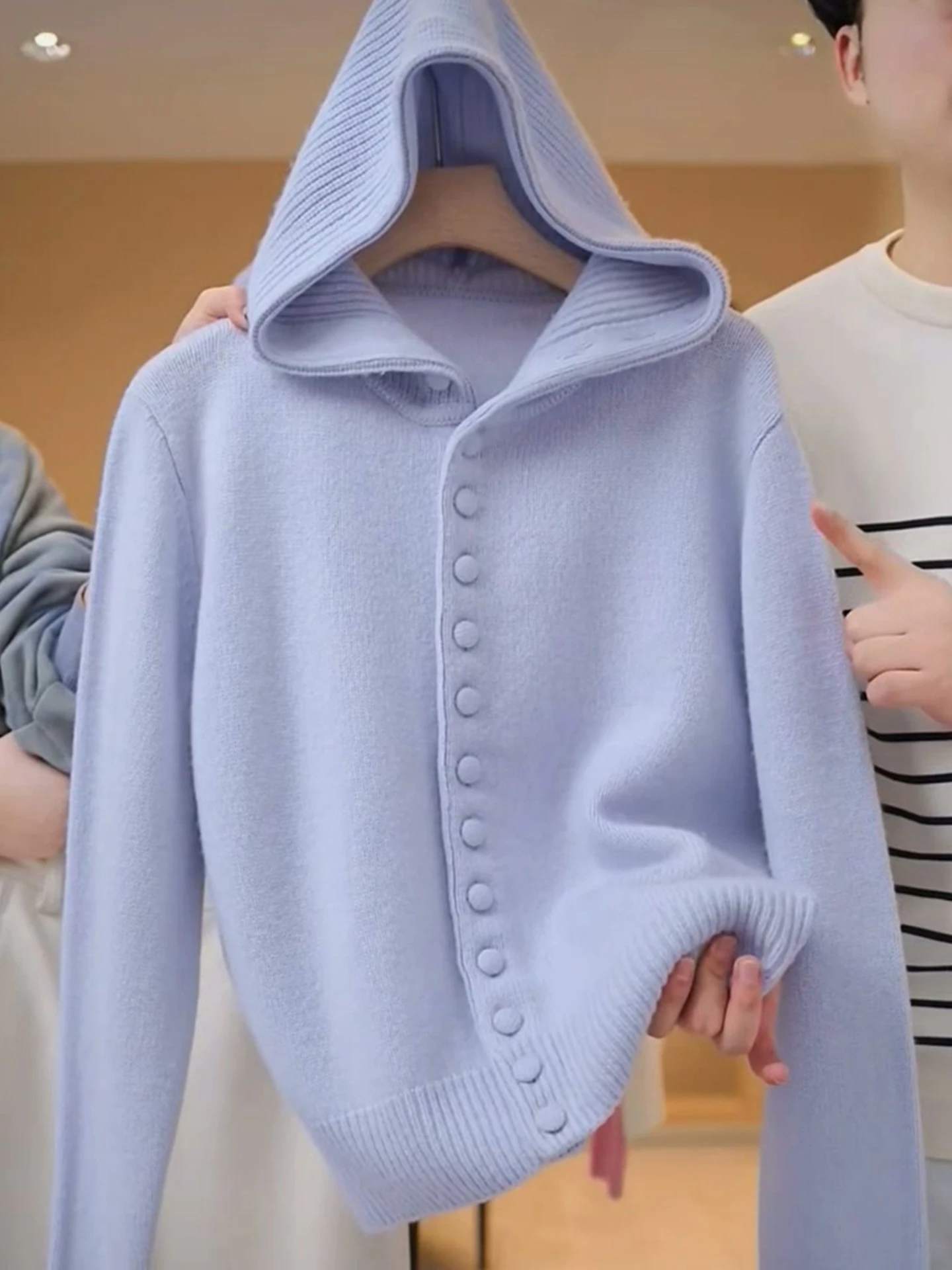 Однотонный вязаный длинный женский свитер на одной пуговице с капюшоном, осенний модный топ, женская одежда