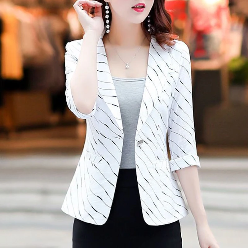 Spring Autumn New V-neck Fashion Three Quarter Cardigan Women High Street Casual Slim Printing Coat Elegant Button Patchwork Top