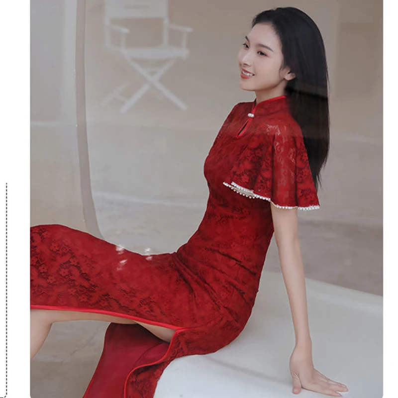 

2022 Chinese Traditional Red Lace Cheongsams Women Short Sleeve Vintage Oriental Wedding Party Split Dresses