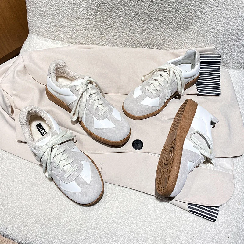 

Женские повседневные кроссовки из белой кожи в винтажном стиле, низкие, больших размеров, спортивная обувь