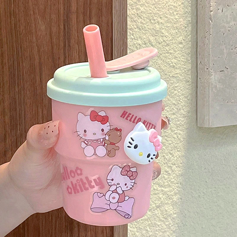 420ML Cute Sanrio Hello Kitty Straw Cup Large Capacity Plastic Coffee Cup Cartoon Sanrio Water Bottle Birthday Gift For Friends